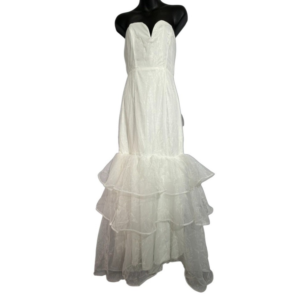 Lulus White Strapless Mermaid Wedding/Formal Dress Tiered Ruffle Gown Small NWT